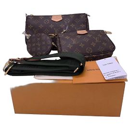 Borsa Louis Vuitton in pelle marrone
