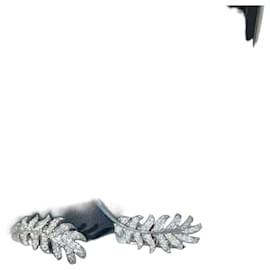 Orecchini Chanel Plume Feather in oro bianco 18K e diamanti