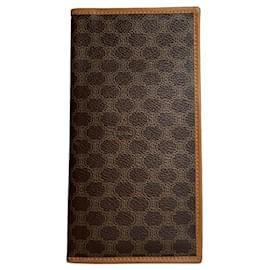 Carteira longa em lona revestida com monograma Macadam Triomphe vintage da Celine marrom - Céline