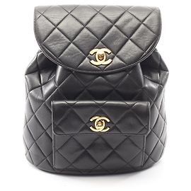 Mochila/bolso de cuero de cordero acolchado Chanel