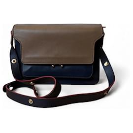Bolso Marni Trunk Marrón Azul Marino Cuero Dorado