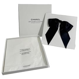Invitation Défilé Automne Hiver 2025/2026 Ruban soie Chanel Noir