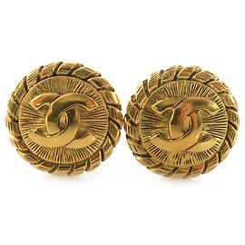 Orecchini a clip in metallo dorato vintage Chanel
