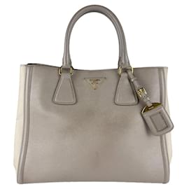 Borsa a spalla in pelle grigia Prada