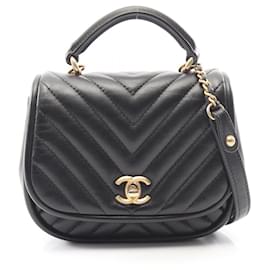 Chanel Chevron V-Stitch Handtasche