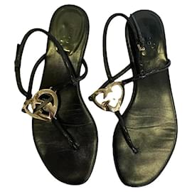 Gucci Black Patent Leather Sandals GG Heart