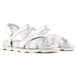 PRADA - Prada Sandalen aus silbernem Leder (T35)