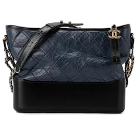 CHANEL - Borsa a Spalla Gabrielle Chanel in Pelle Pieghettata Blu Navy e Nera