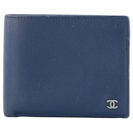 CHANEL - Chanel Geldbörse aus marineblauem genarbtem Leder