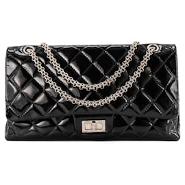 CHANEL - Borsa a tracolla 2.55 large Chanel in pelle vernice nera