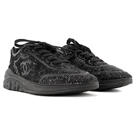 CHANEL - CC Chanel Sneakers aus Pailletten und glattem schwarzem Leder (Größe 40)