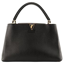 LOUIS VUITTON - Borsa Capucines Louis Vuitton in pelle nera grana