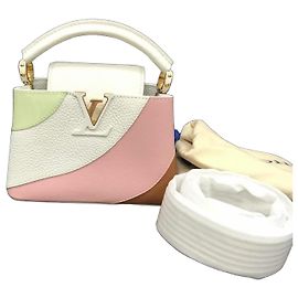 Louis Vuitton Borsa a catena Capucines Mini Chocolate in pelle