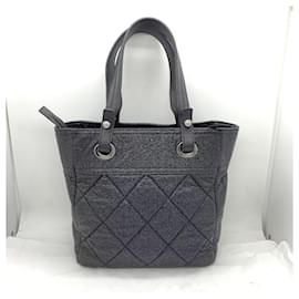 Bolso tote pequeño Chanel negro y plata de piel