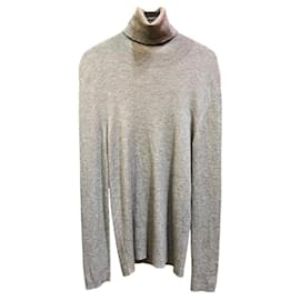 Grauer Wollpullover mit Rollkragen von Chanel