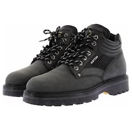 ゆ*か様 Louis Vuitton Botas Negro Gris antr Botines Louis Vuitton Oberkampf nubuck negro Gris antracita Gamuza