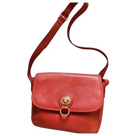 Borsa a tracolla Burberry rossa in pelle d'agnello