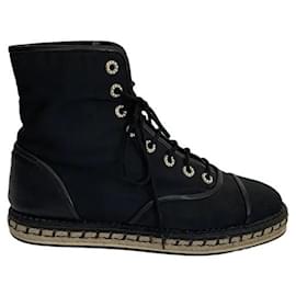 Chanel Sneakers Espadrilles in Tessuto Nero con Lacci