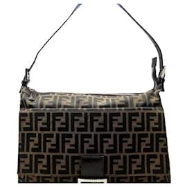 Borsa Mamma Bucket Grande di Fendi