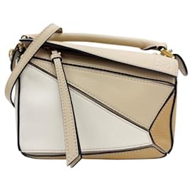 Borsa a spalla Loewe Puzzle Mini in pelle di vitello
