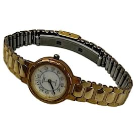 Vintage Givenchy Quarz Uhr in Goldfarbe