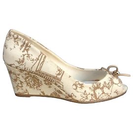 Autre Marque Décolleté con zeppa Lollipops Toile de Jouy Beige