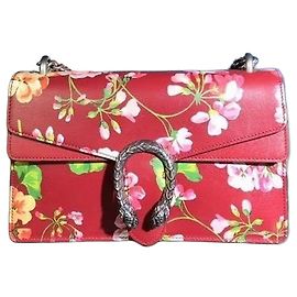 Gucci Red Floral Baroque Collection rote mittelgroße Umhängetasche mit Kette