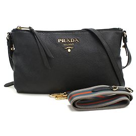 Borsa a tracolla in pelle nera Prada