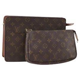 LOUIS VUITTON Borsa Clutch Monogram 2 Set LV Auth mr2404