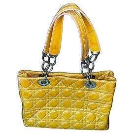 Christian Dior Borsa Lady Dior Media Pelle di Agnello Gialla Cannage