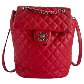 Mochila Chanel Urban Spirit Timeless Classic Matelassé Piel Roja