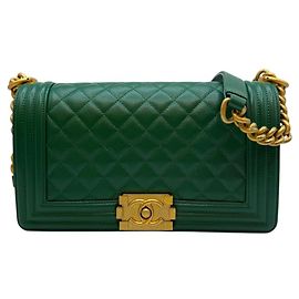 Chanel Borsa a spalla media con pattina verde vintage in tono oro