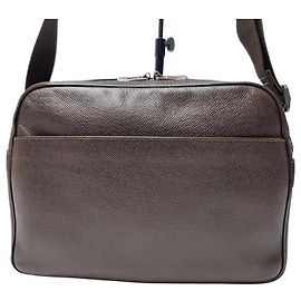 Louis Vuitton Borsa a Spalla Taiga Reporter PM Marrone