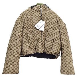 Gucci Wendbare gepolsterte Jacke mit Kapuze