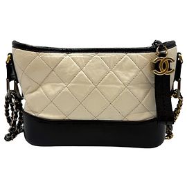 Chanel Hobo Gabriel de piel de ternera vintage pequeño blanco