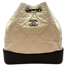 Chanel Zaino Gabriel Small in pelle di vitello vintage bianco