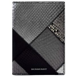 Burberry Portafoglio per passaporto in pelle di vitello grigio nero