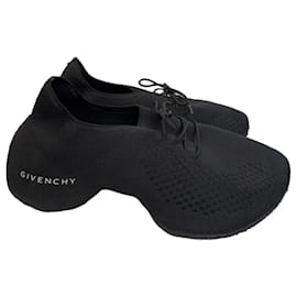 Sneakers in maglia nera Givenchy