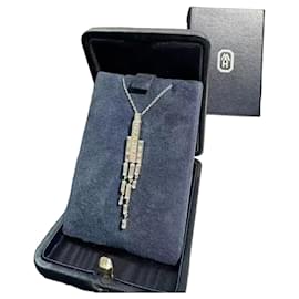 Collana Harry Winston in platino con diamanti a frange