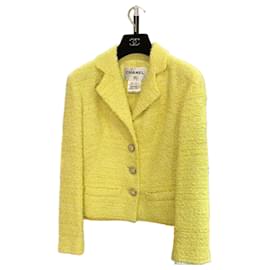 Abrigo Chanel de tweed amarillo limón