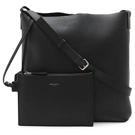 Sac à main en cuir noir Yves Saint Laurent