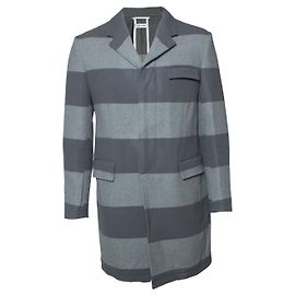 Abrigo de lana a rayas Thom Browne en gris