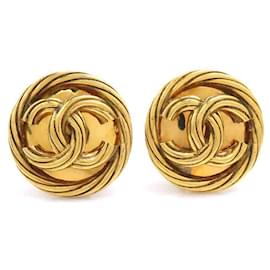 Orecchini a clip in metallo dorato Chanel