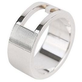 Gucci Anel de Prata com Logo Tamanho