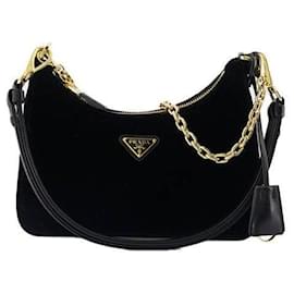 Prada Mini Borsa in Velluto Rieditata