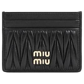 Kartenetui aus Nappa-Leder - Miu Miu