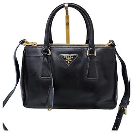 Prada Galleria Piccola Tote Doppia Cerniera in Pelle Saffiano Patinata Nera