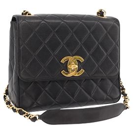 CHANEL Borsa a Spalla Matelassé in Pelle di Agnello Nera Oro CC Auth 175090SAV