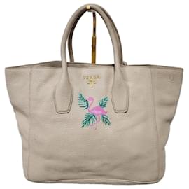 Borsa tote ricamata con fenicottero edizione limitata Prada beige