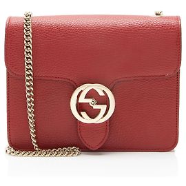 Borsa a spalla piccola in pelle di vitello grana con G intrecciato di Gucci